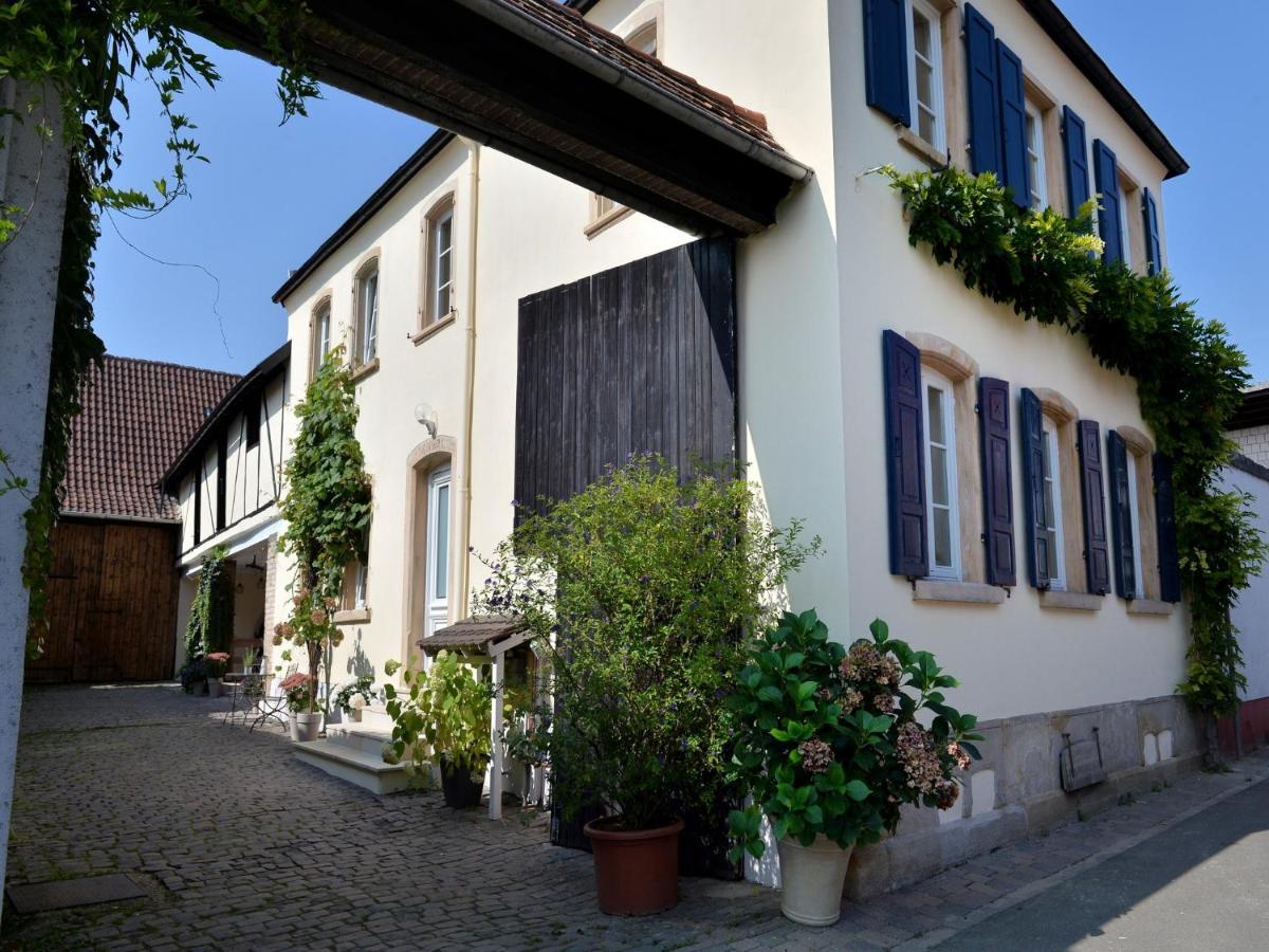 فندق Weisenheim am Sandفي  Gastehaus & Weingut Gehrig المظهر الخارجي الصورة