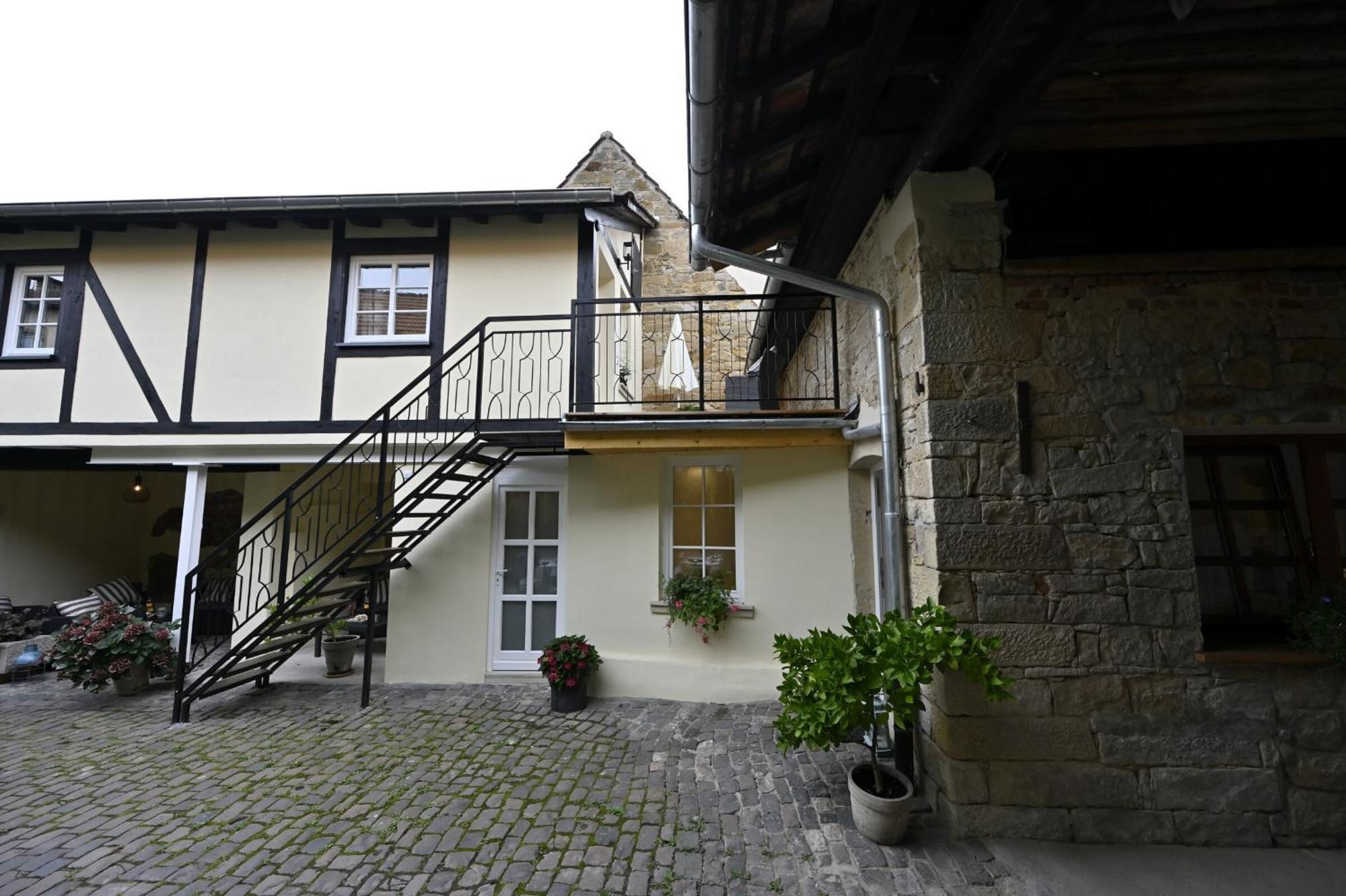 Gaestehaus & Weingut Gehrig Weisenheim am Sand الغرفة الصورة